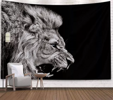 Load image into Gallery viewer, Tapestry : Lion Roaring
